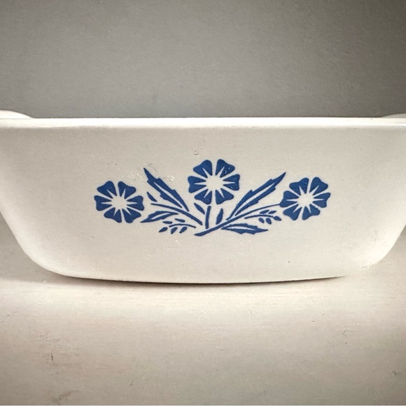 Vintage Corning Ware - P-41 Petite Pan, Cornflower Blue, Baking Dish, 🇨🇦 - Picture 2 of 5